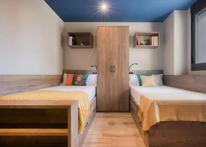 Livensa Living Studios Valencia Marina Real Hotel-Apartamento